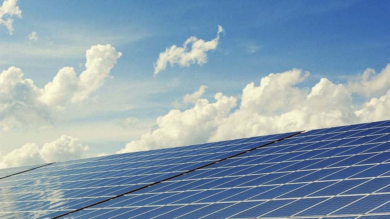 PvdA Den Bosch: ‘niet alleen Libéma helpen met zonnepanelen’