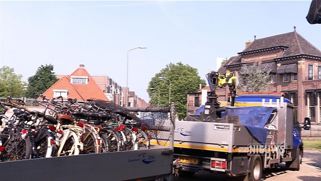 Gemeente Oss gaat weer fietswrakken opruimen