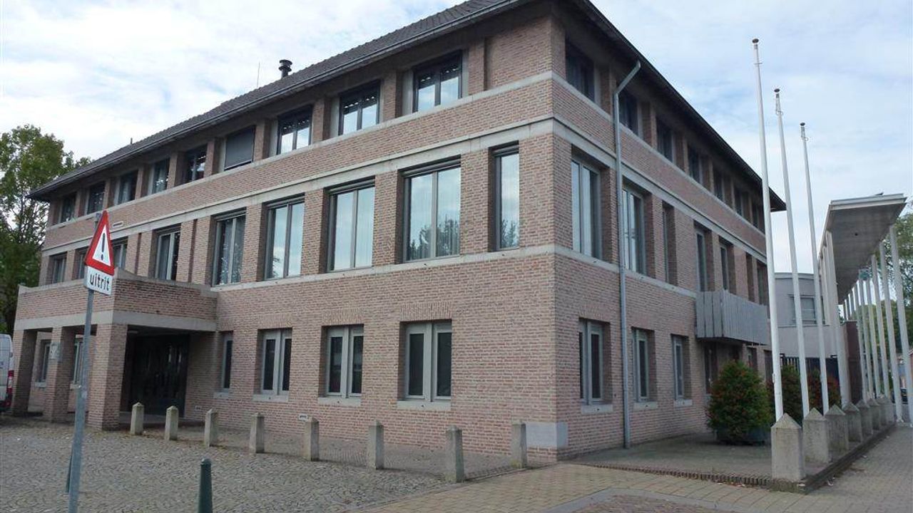 CDA Maashorst wil tijdelijke woonvormen in gemeentehuis Zeeland