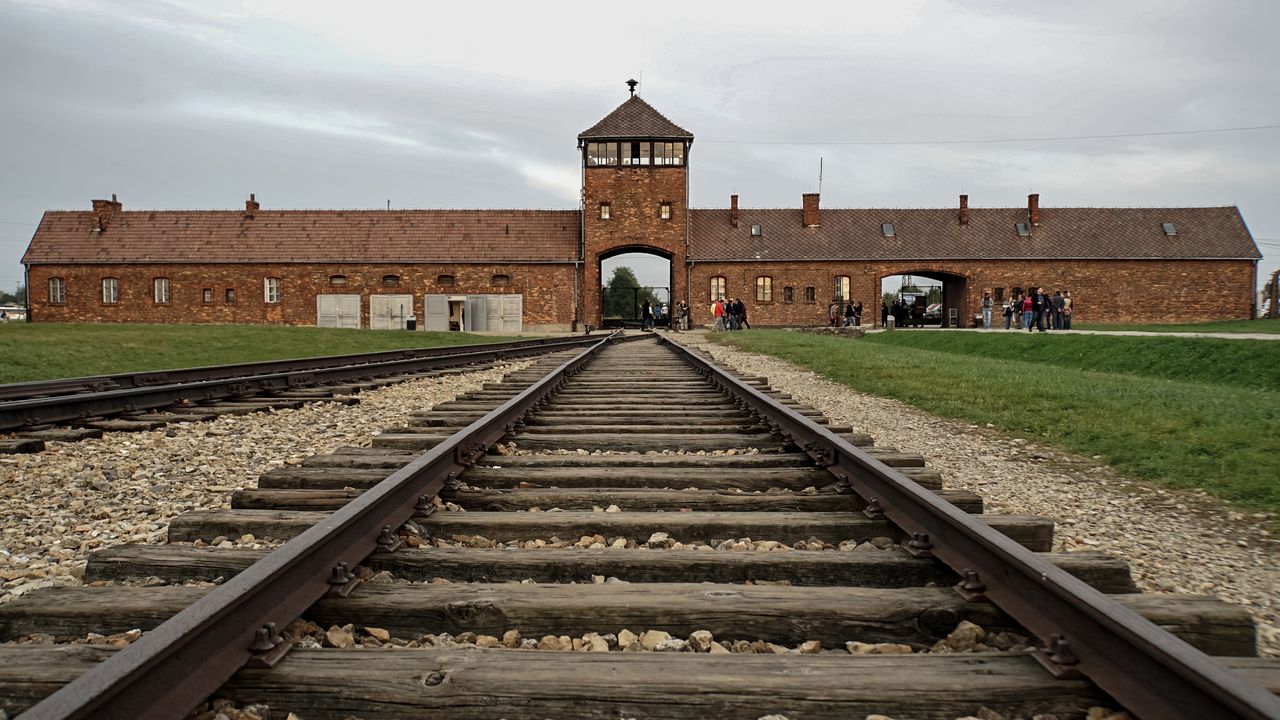 Holocaust-herdenkingen in Den Bosch en Uden