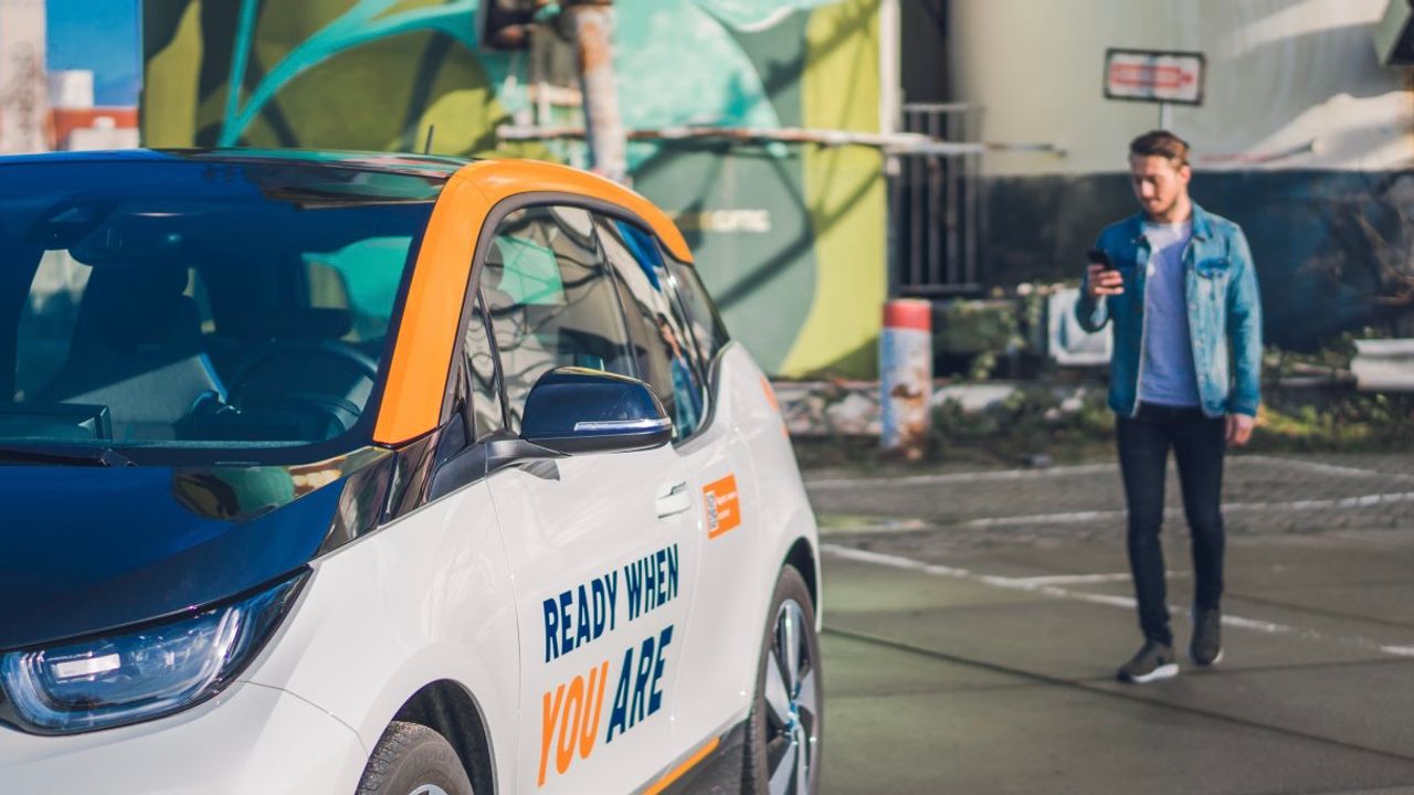 Elektrische deelauto’s voor particulieren rijden nu ook in Den Bosch