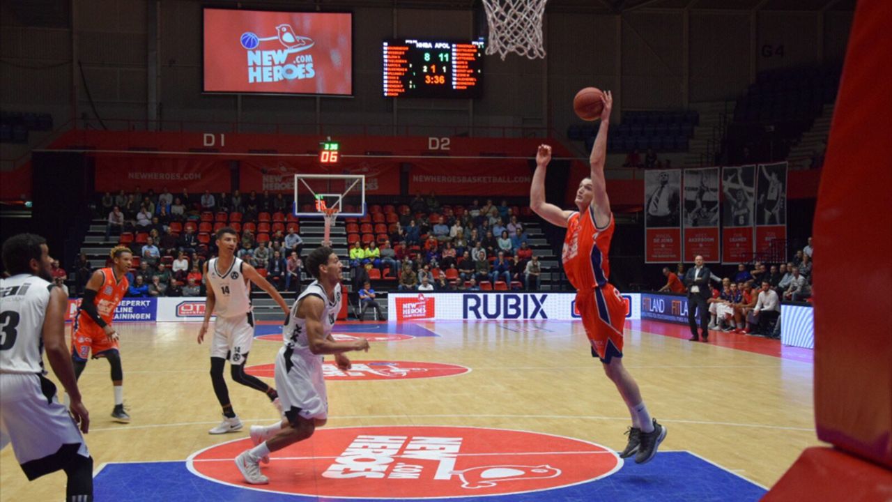 Basketbalcompetitie voorlopig nog niet overhoop voor Heroes in Den Bosch