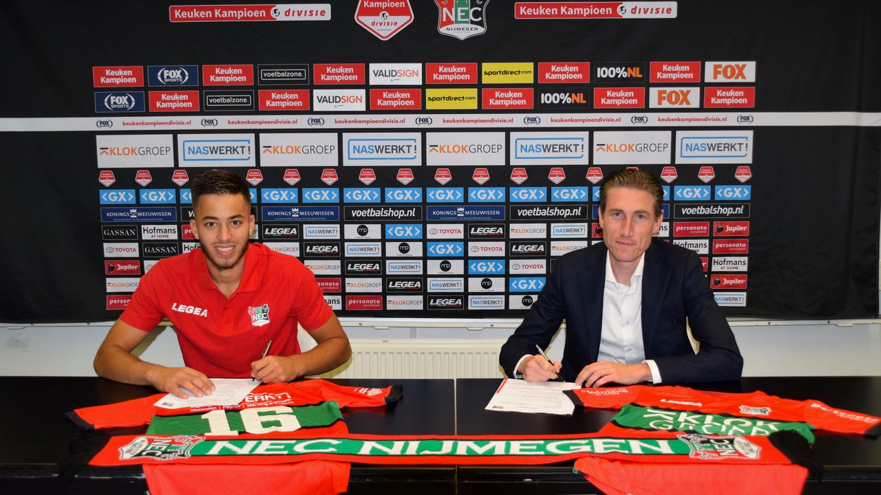 Bosch voetbaltalent El Karouani zet handtekening bij NEC