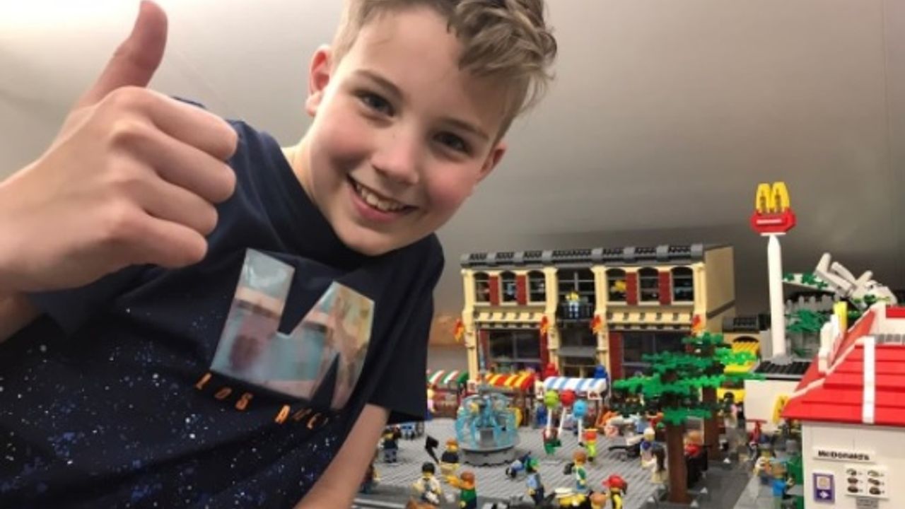 Dtv Nieuws 12jarige Mitchel uit Vinkel wint thuisopdracht Lego Masters