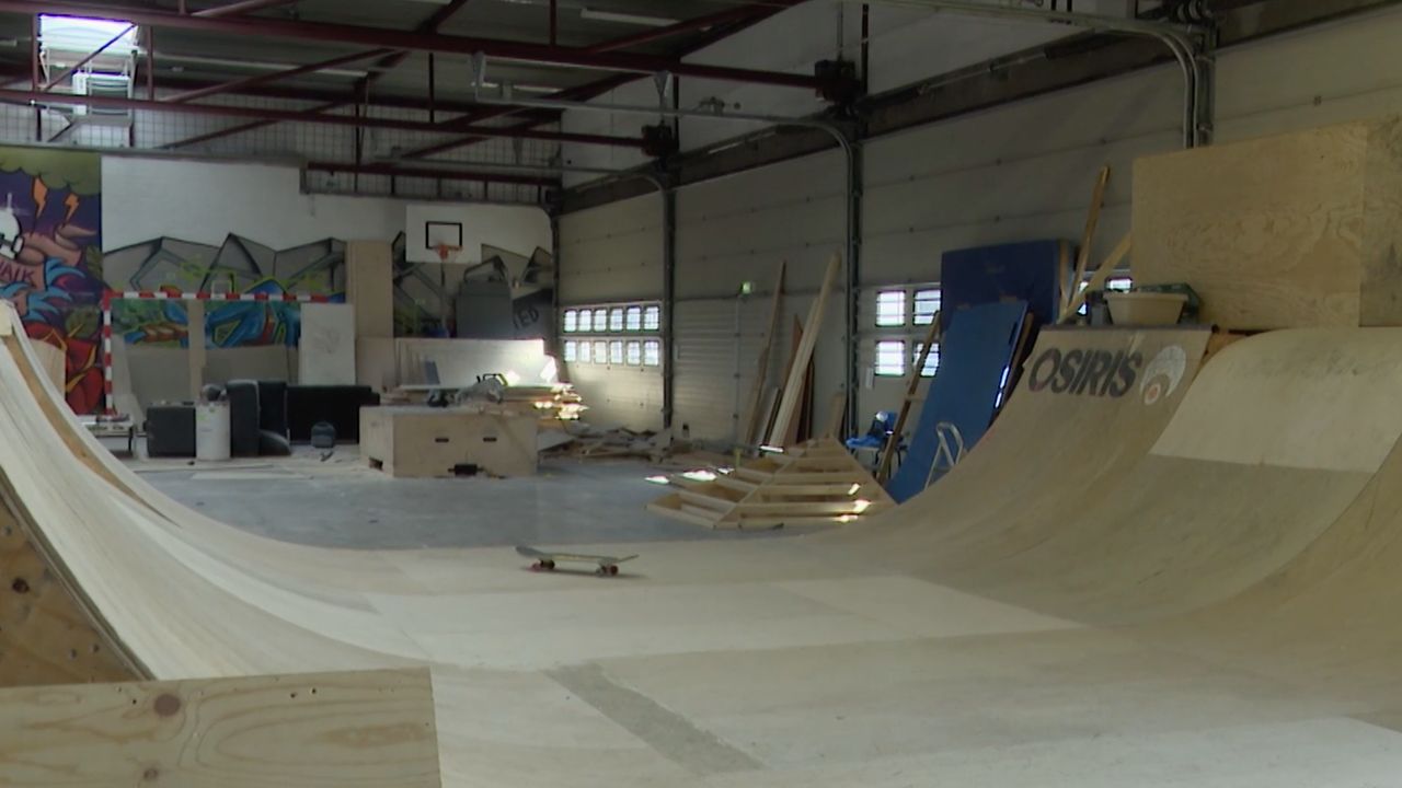 Jongeren MC Uden bouwen mee aan nieuw skatepark: 'Dit verandert misschien de rest van hun leven'