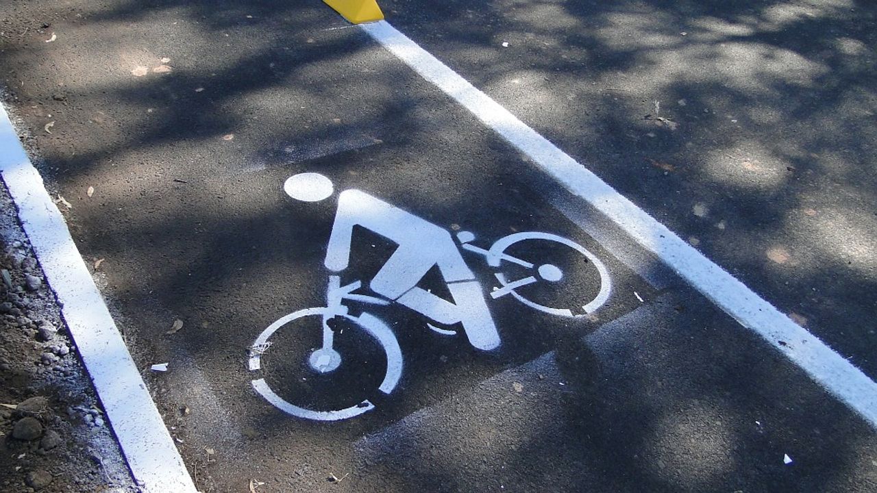 Gemeente Maashorst bekijkt welke fietspaden onderhoud nodig hebben