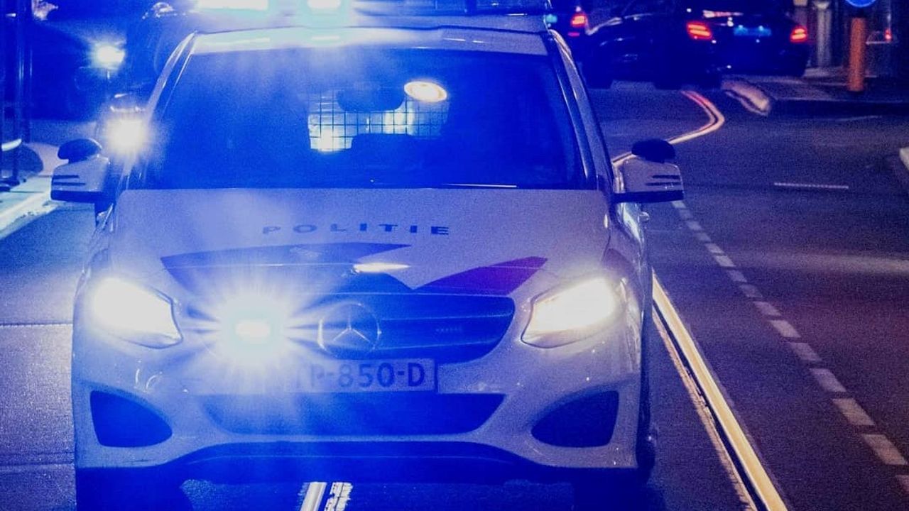 Politie in Oss zoekt doorrijder na ongeval