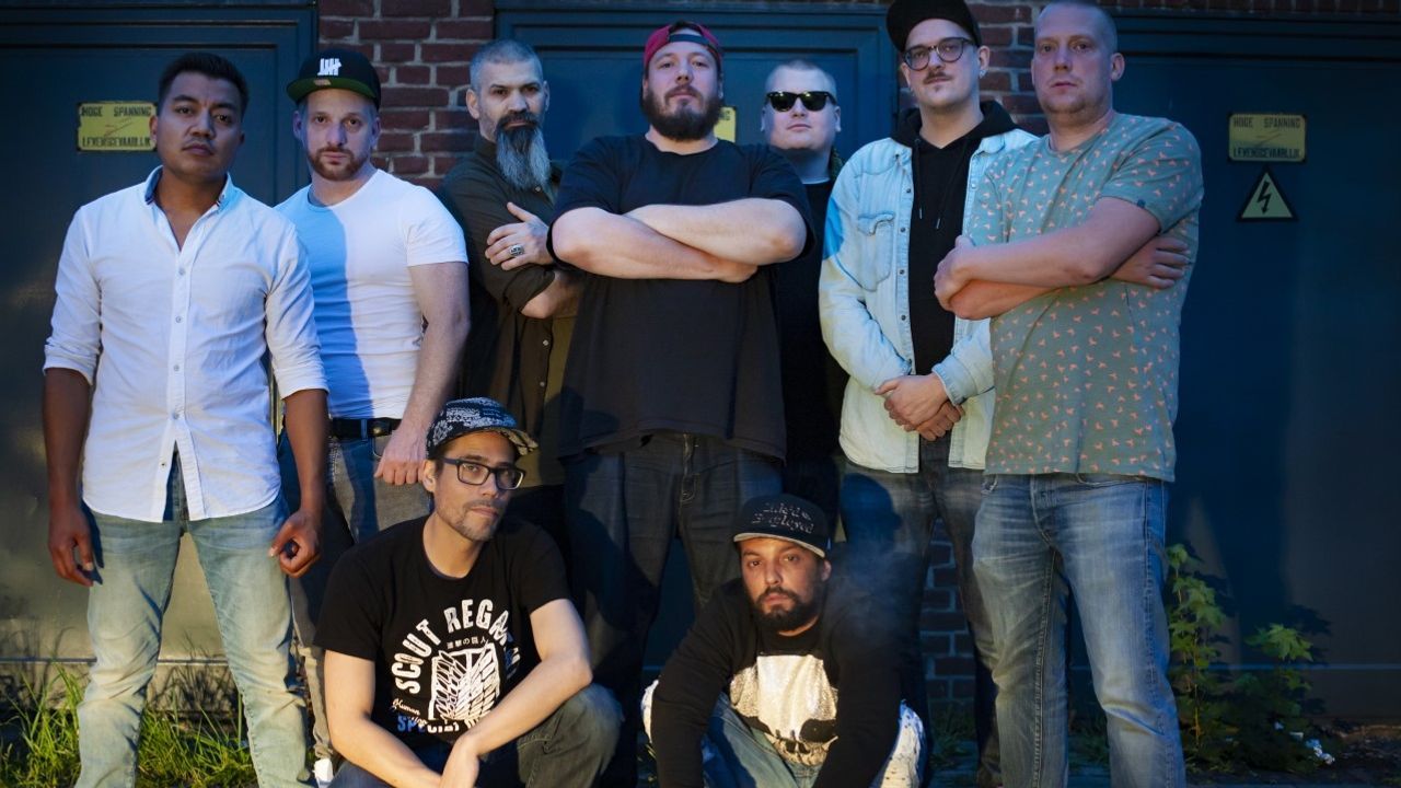 Hiphopcollectief Donker Oss dropt tweede album