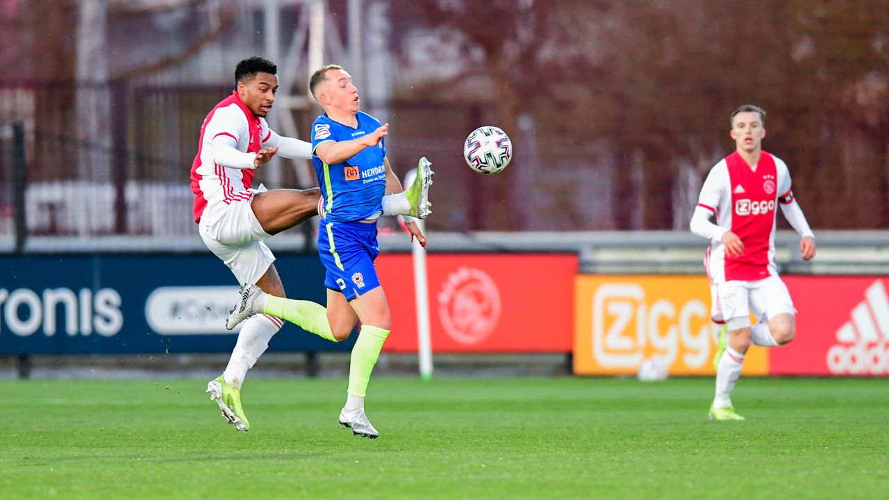 TOP Oss weet Jong Ajax opnieuw met één goal te verslaan